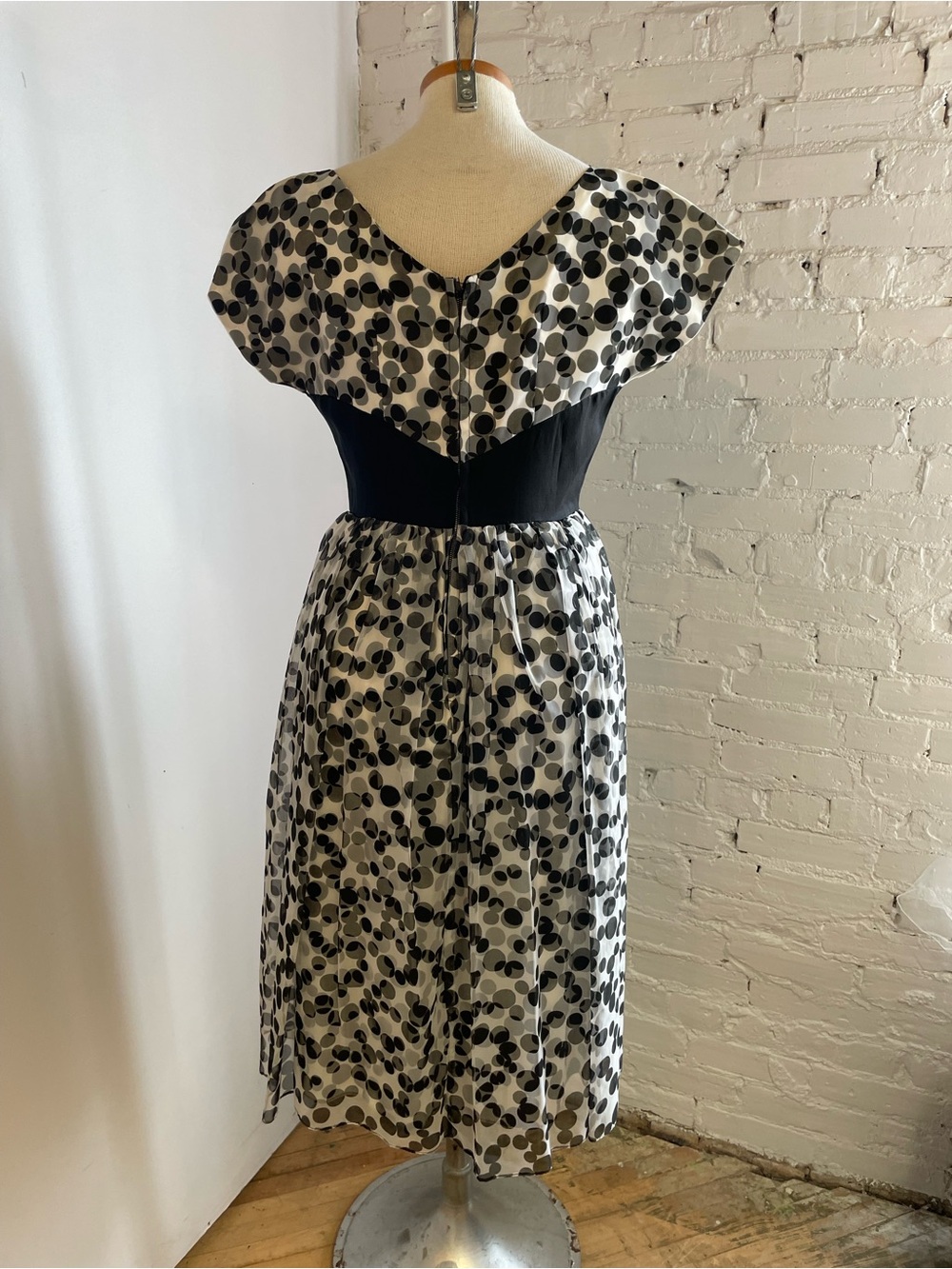 1960s Black and White Polka Dot Fit-and-Flare Dress - Picture 4 of 5
